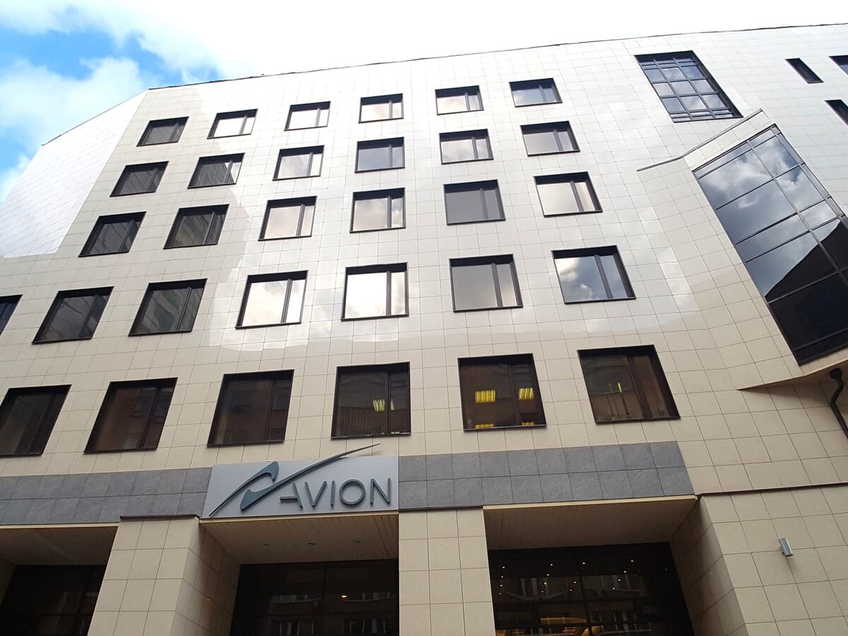 Офисы от 950 до 1100 кв.м. в аренду и продажу в Москве и Московской области